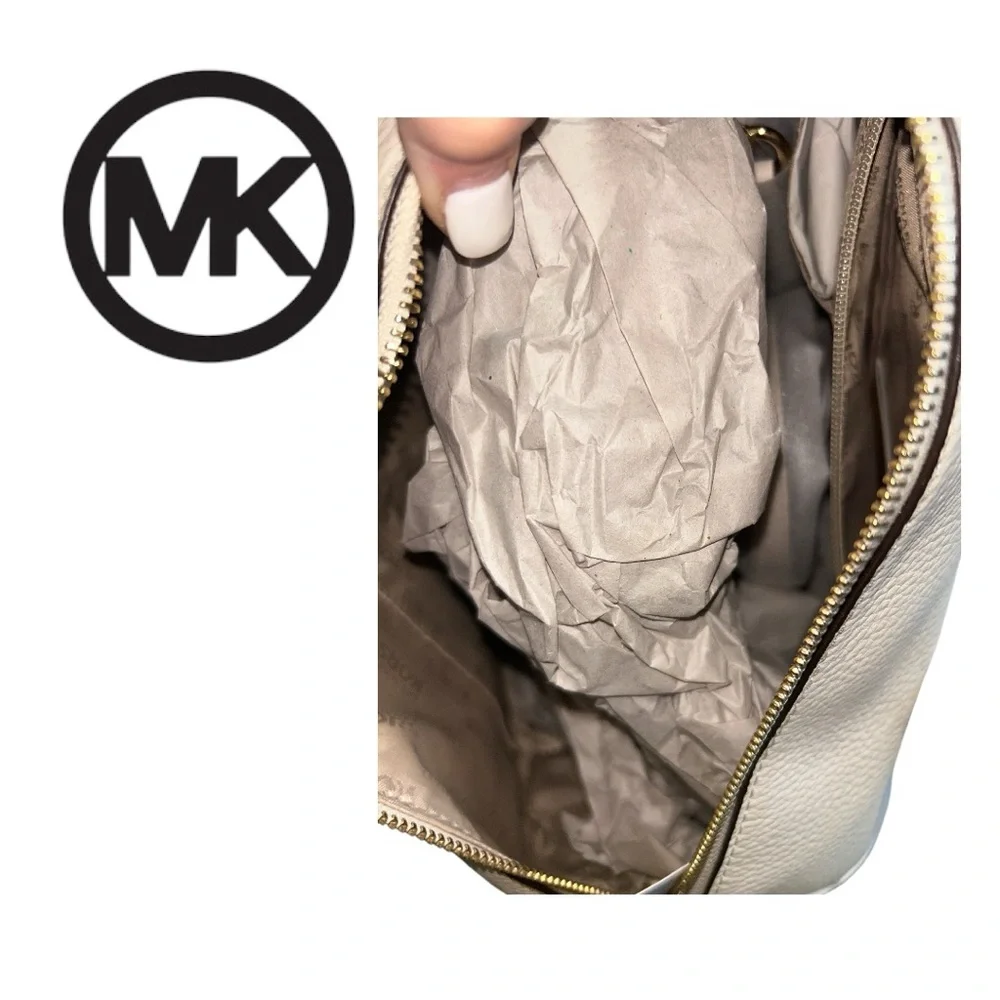 Michael Kors Large Pebbled Ecru Leather Aria Satchel - Picture 5 of 6